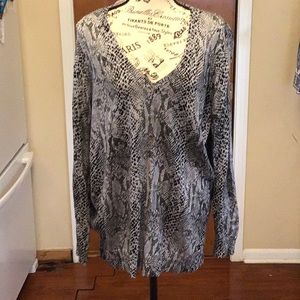 NWOT Michael by Michael Kors Lizard Print Lightweight Sweater